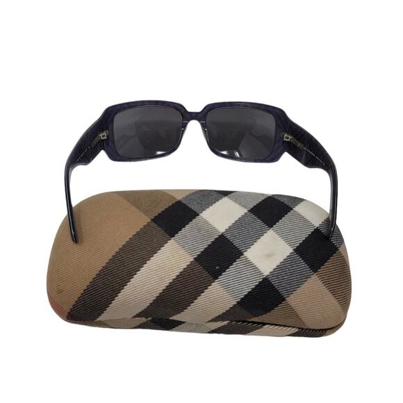 Burberry Sunglasses Black B 4015 3016/87 with Burberry Plaid Case Made in Italy main image 4